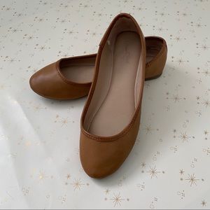 Universal Thread Brown Flats